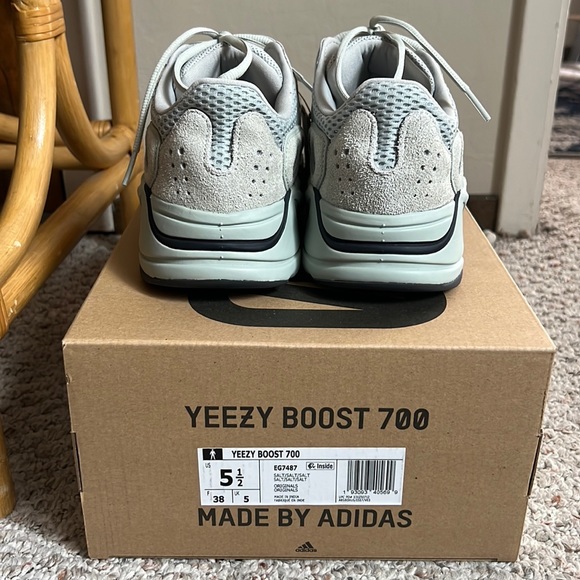 Yeezy Boost 700s! - Picture 2 of 3